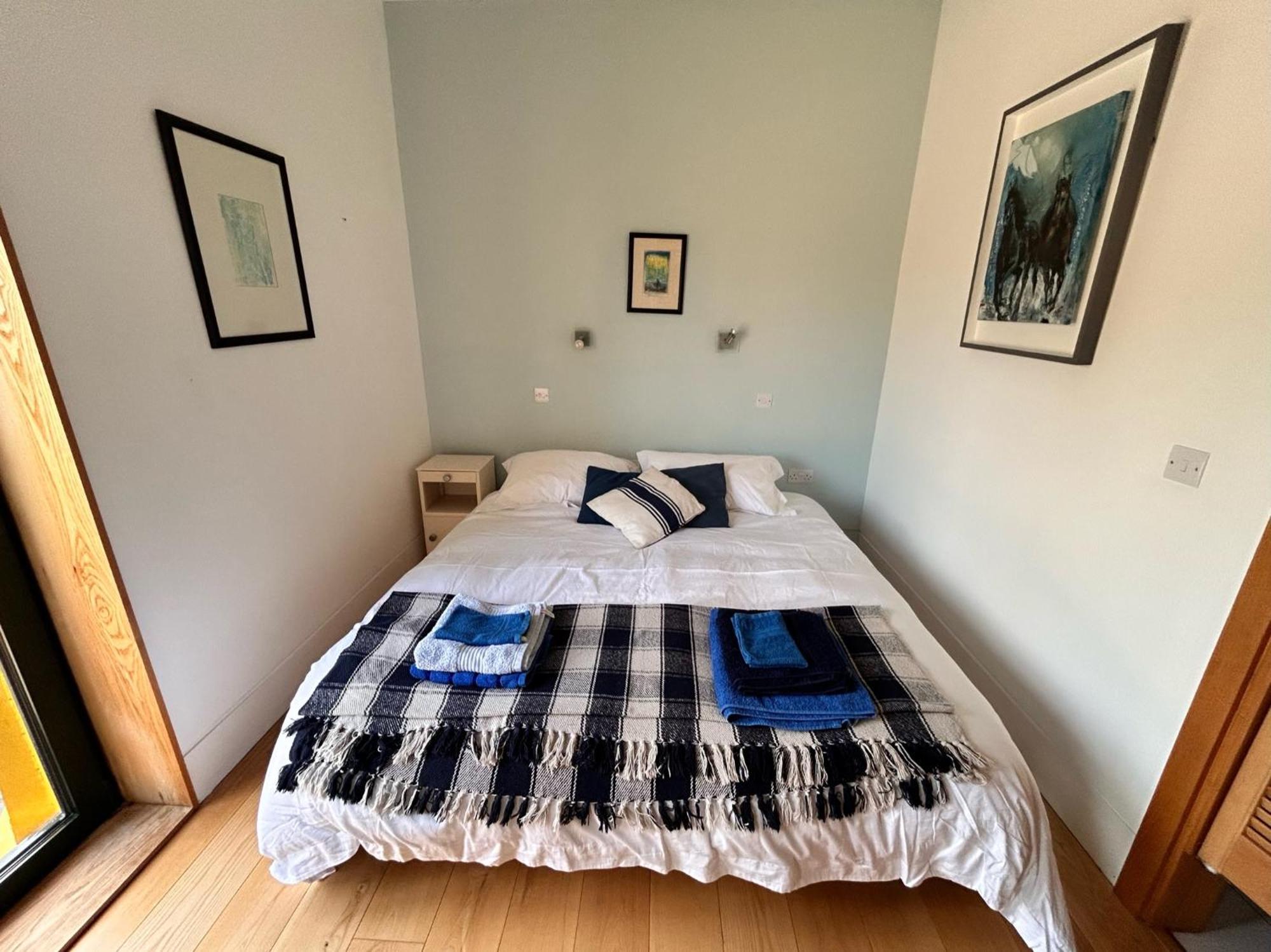 Golf & Family Chill Cottage, Hot-Tub, Beach 10 Min كوليرين المظهر الخارجي الصورة